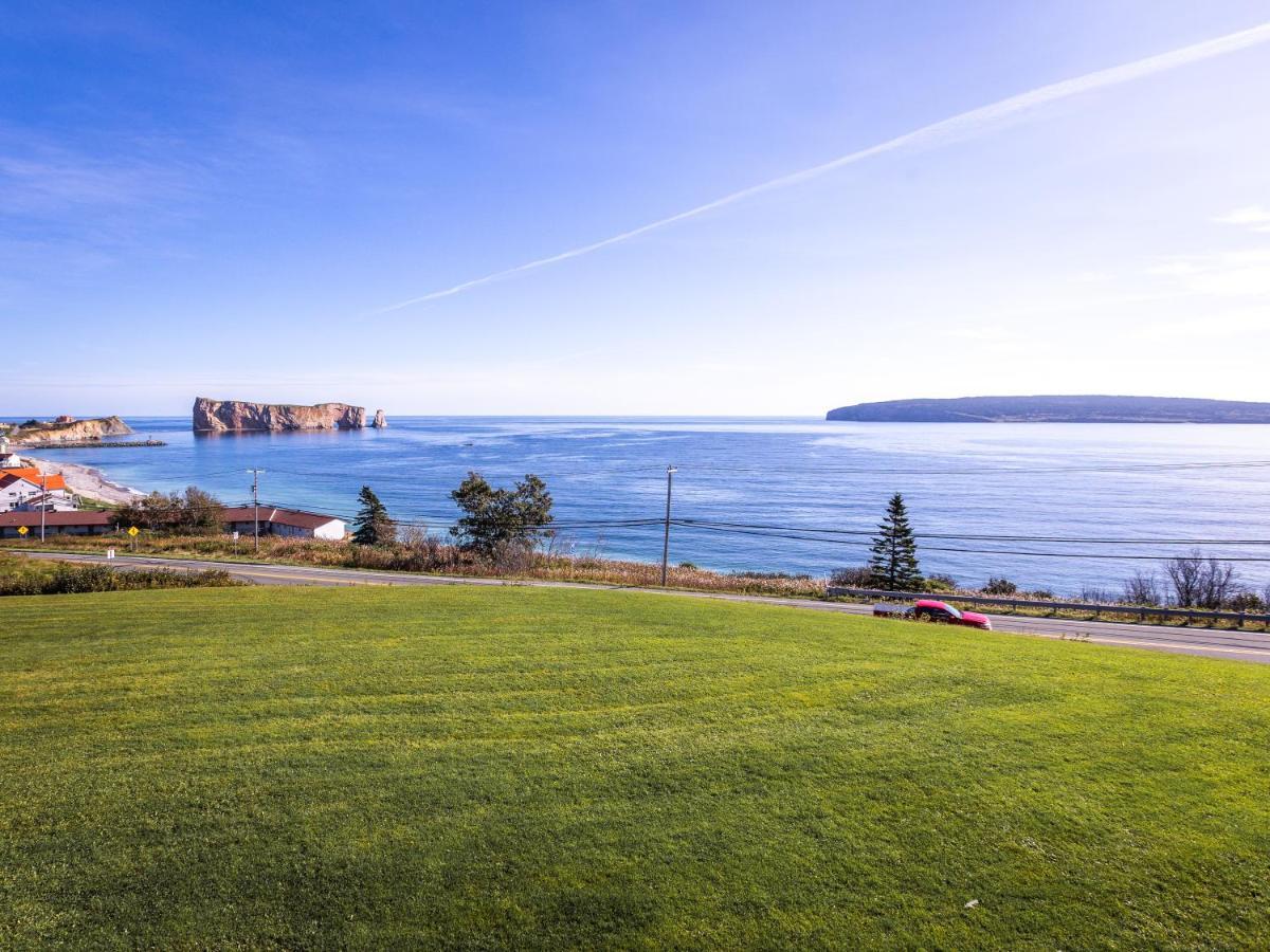 Hotel Le Mirage Perce Exterior photo